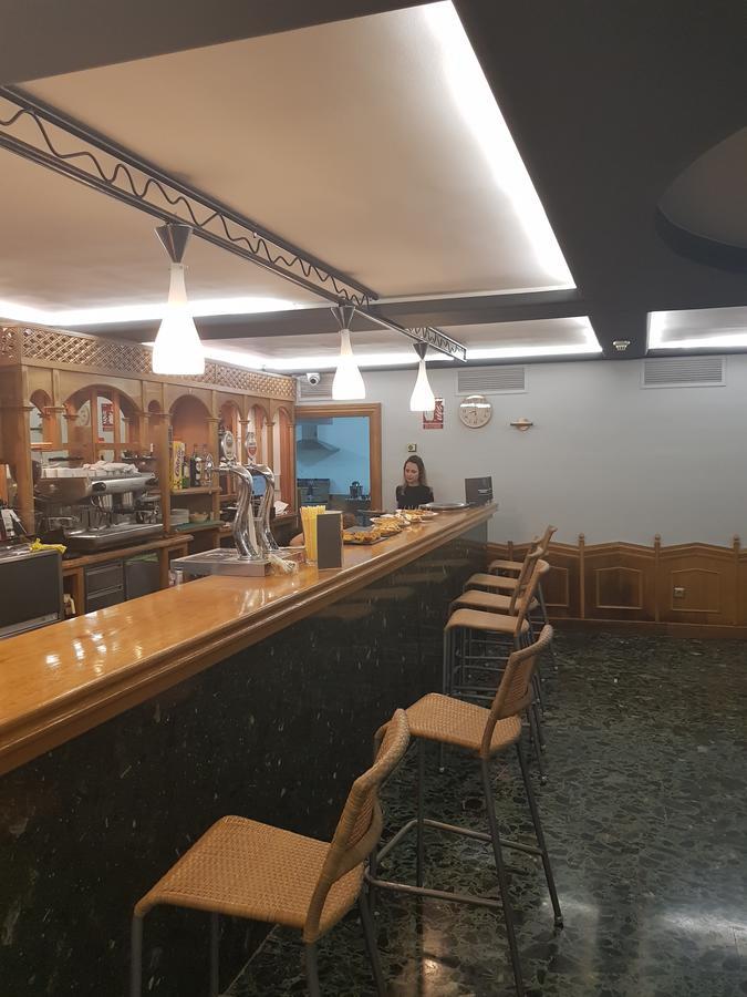 Hostal Ansonea 베라 외부 사진