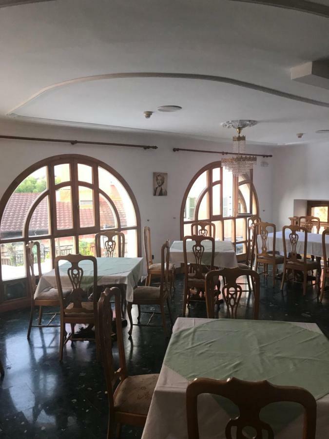 Hostal Ansonea 베라 외부 사진